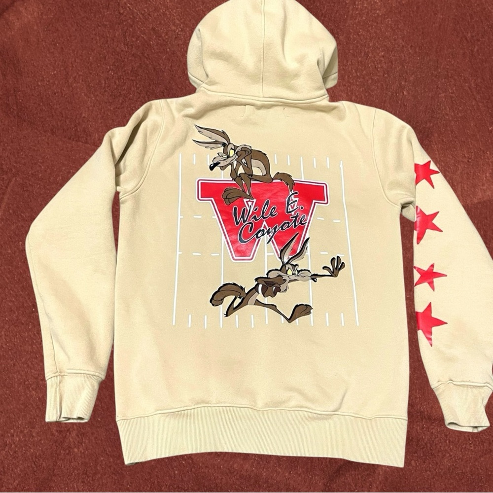 Looney Tunes Wile E Coyote Hoodie Mens Beige Jumbo Velvet Patch - Size Small